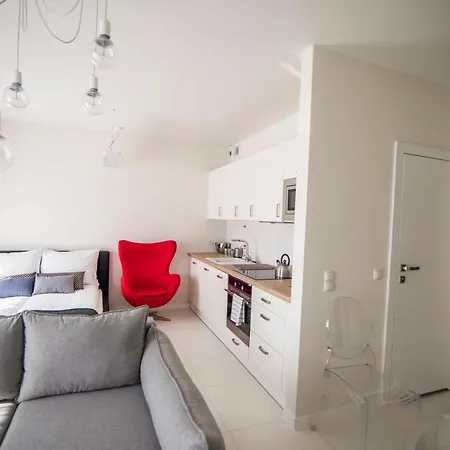 Dominikanska 9 بوزنان