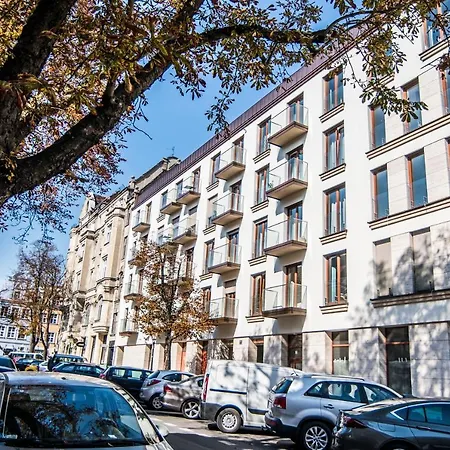 Dominikanska 9 Bed & Breakfast Poznan