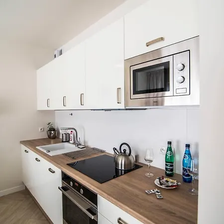 Dominikanska 9 Bed & Breakfast Poznan