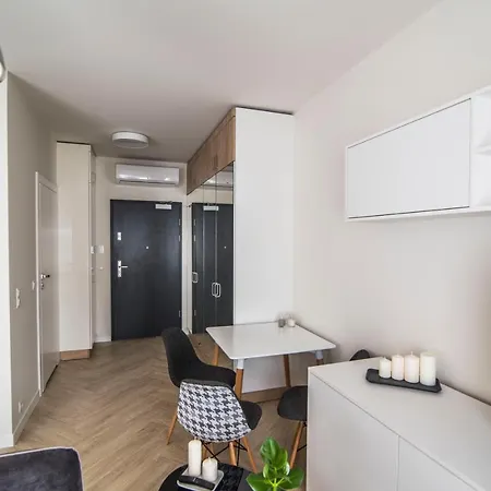 Dominikanska 9 Bed & Breakfast Poznan