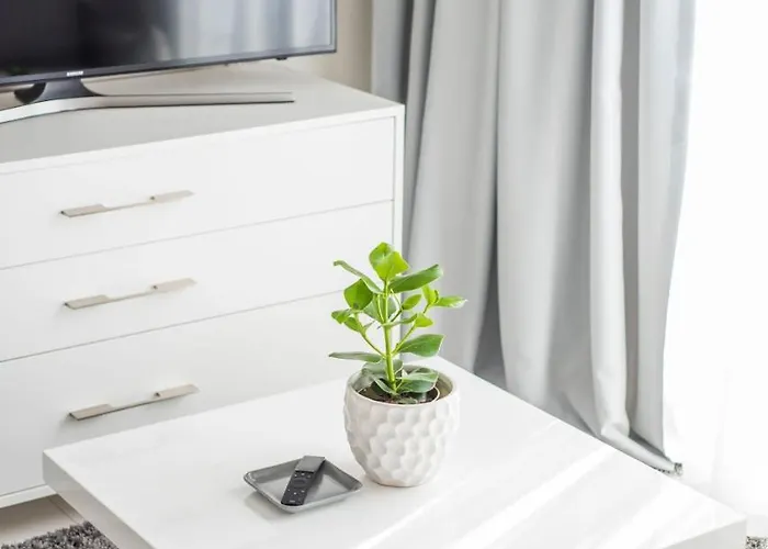 Dominikanska 9 Bed & Breakfast Poznan